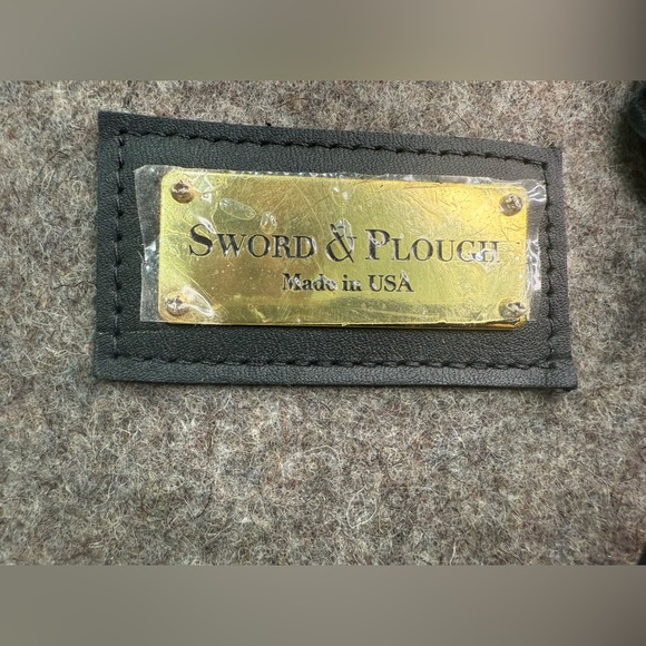 Sword & Plough Grey Wool Handbag - Picture 2 of 6